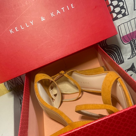 Kelly & Katie Ankle-Strap Heels - Picture 6 of 6